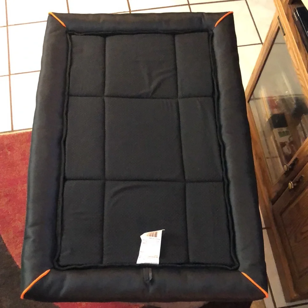Vibrant Life Durable & Water-Resistant Crate Mat, Black, 36 inch NWT